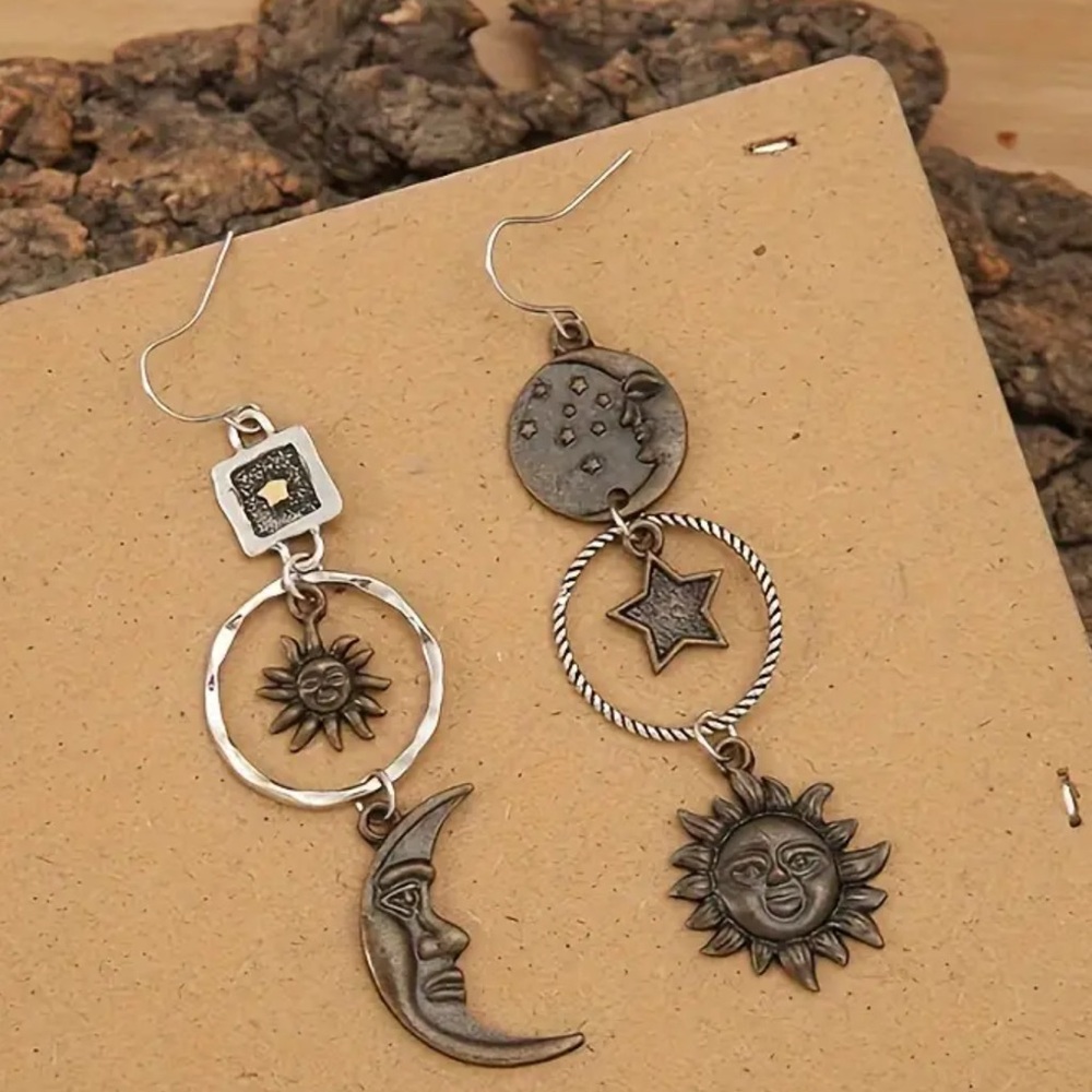 Moon sun stars earrings - Picture 3 of 6